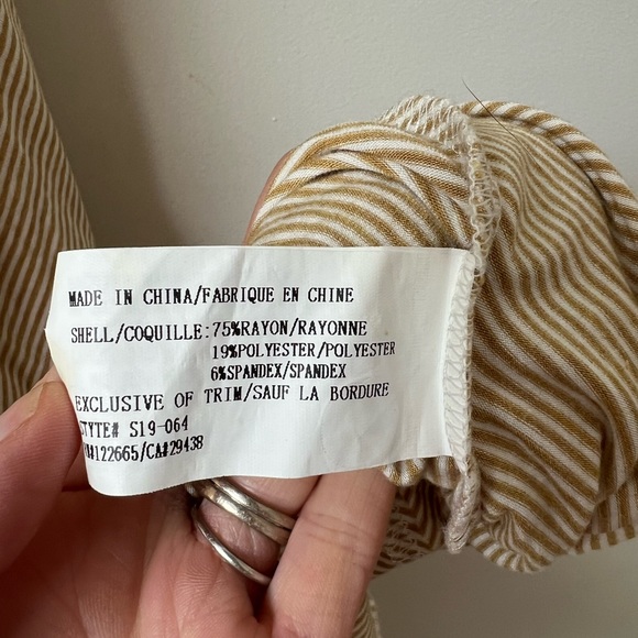 Super comfy midi dress, size medium, gold/ cream mini stripe, shell buttons - Picture 4 of 4